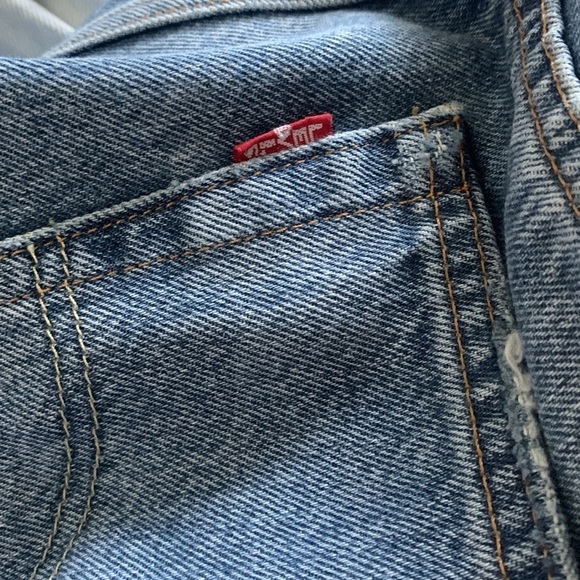 Levi’s 501 Ripped distressed buttons fly jeans high waist medium wash size 25‎ - Picture 8 of 16